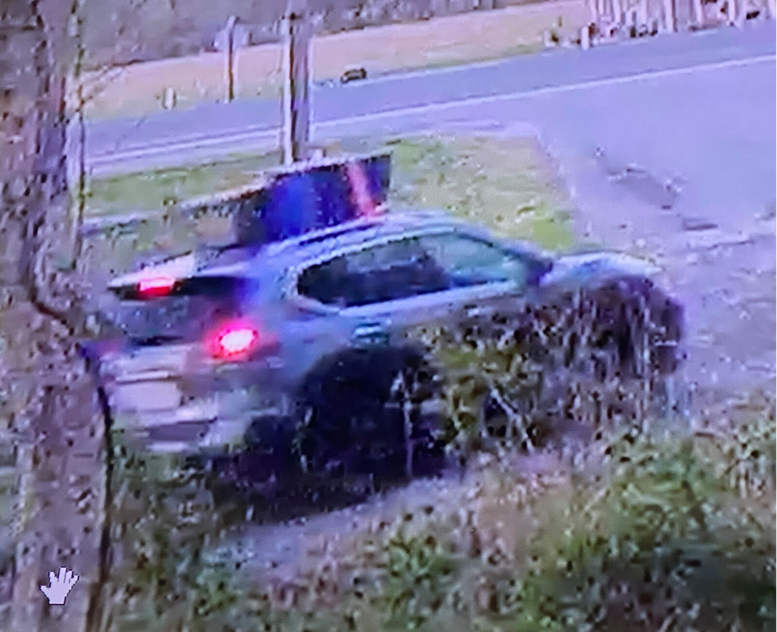 suspect suv storage unit theft.jpg